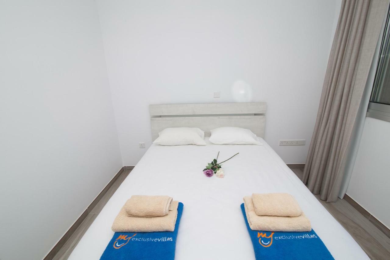 Villa Lynn Boutique Beachfront Ayia Napa Exterior photo