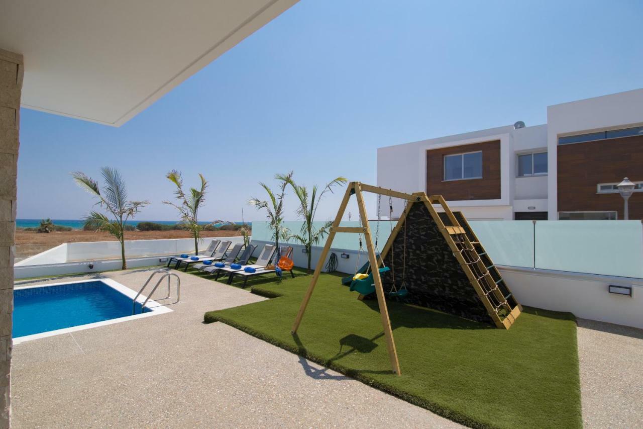 Villa Lynn Boutique Beachfront Ayia Napa Exterior photo